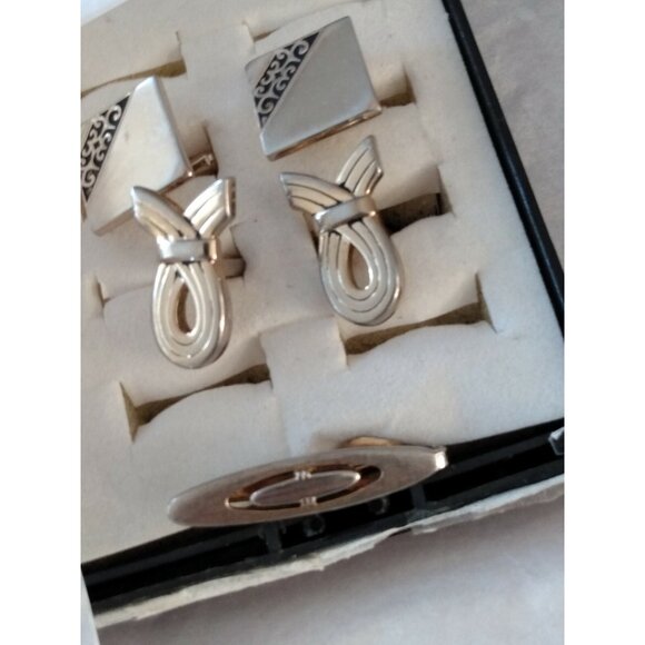 Vintage Swank Cuff Links (2 sets) plus One Swank Brushed Gold Tie Clip - Picture 8 of 8